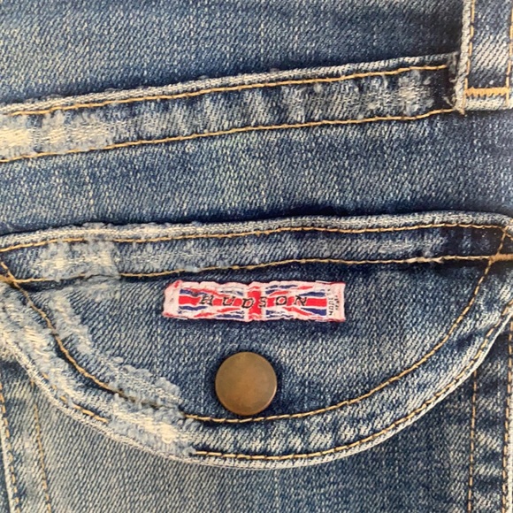 👖 Vintage Hudson Jeans Distressed Flare Medium-Blue Sz 30 Low Rise Zip Fly - Picture 4 of 8